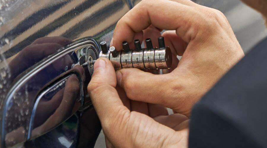 Professional residential roofers in Monroe, OK